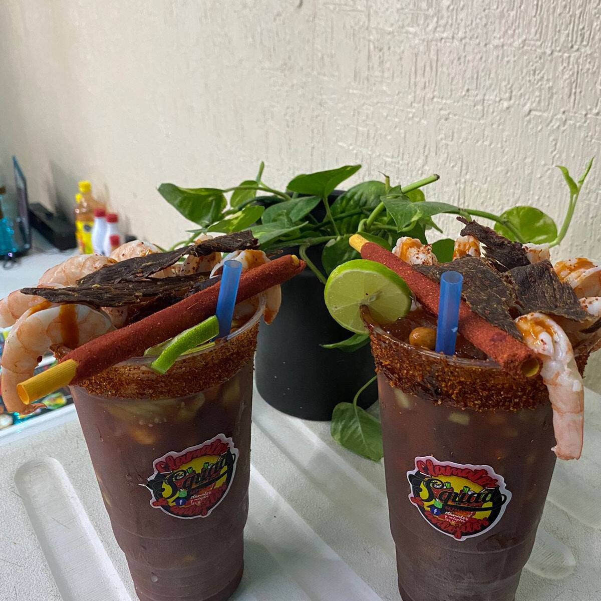 Michelada Mar y Tierra