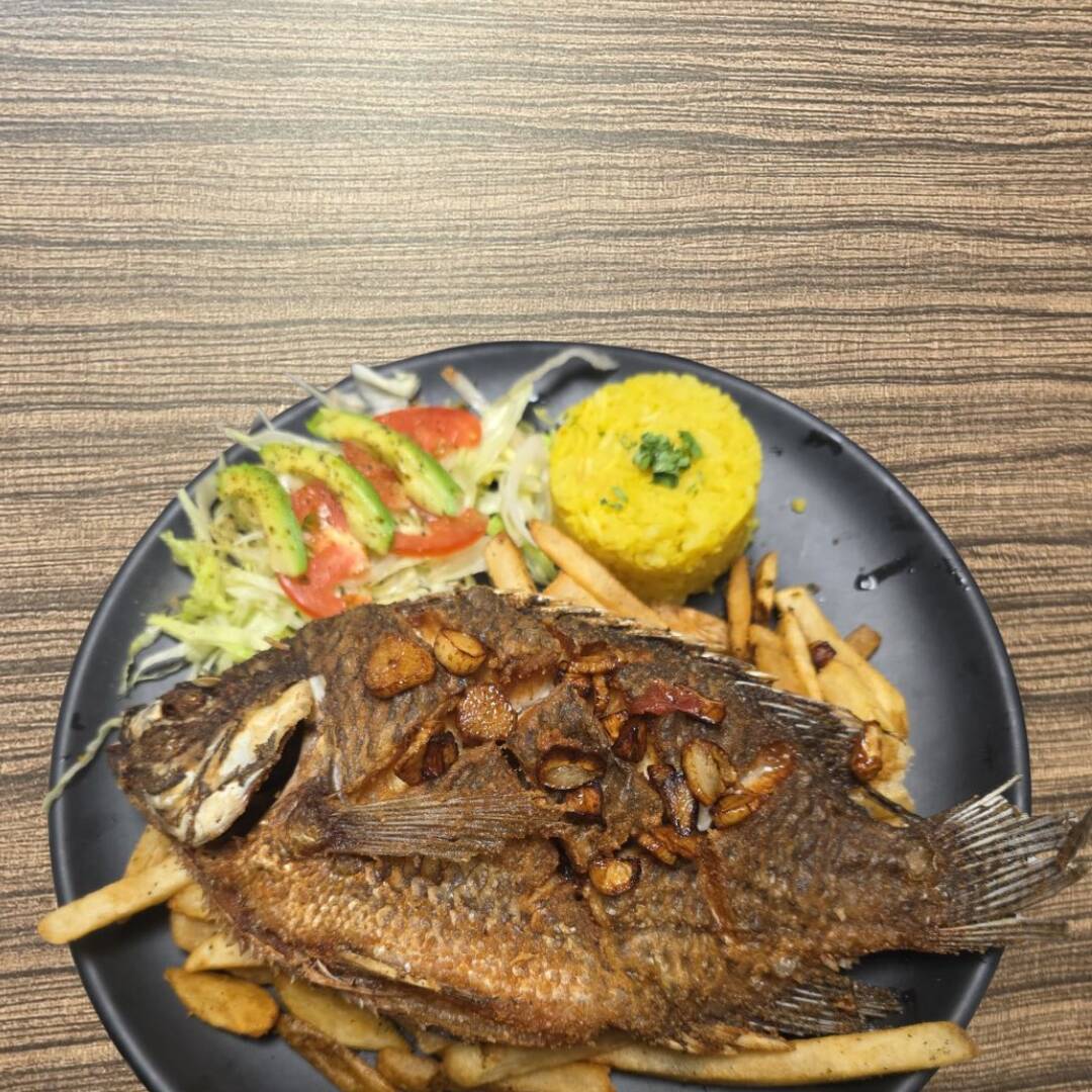 Mojarra al Mojo de Ajo