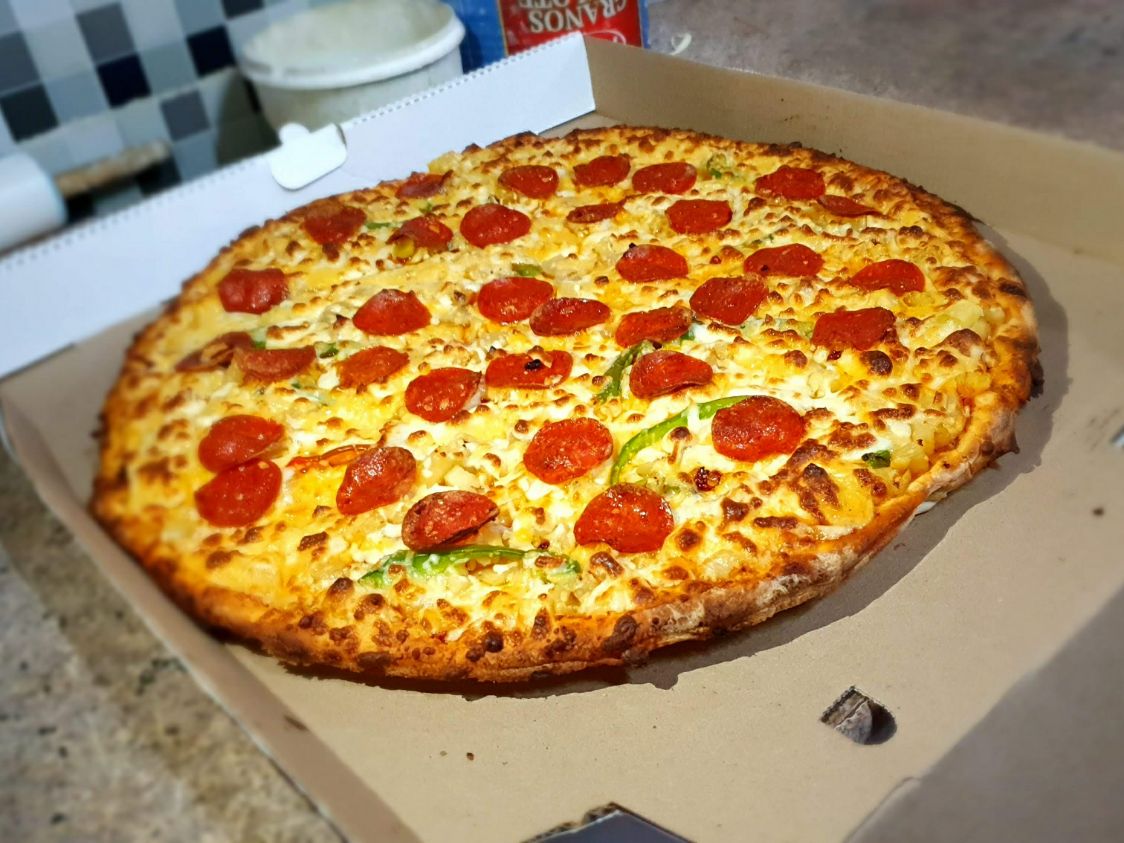 Pizza Mediana de Pepperoni