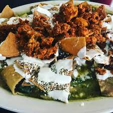 Chilaquiles Verdes con Carne Enchilada