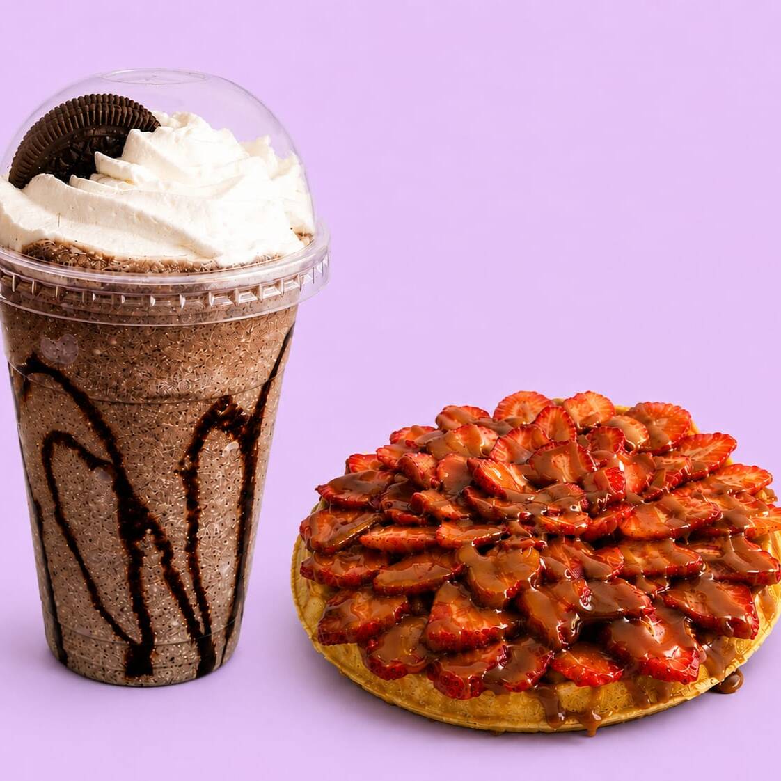 Frappe Oreo y Waffle Fresas Cajeta