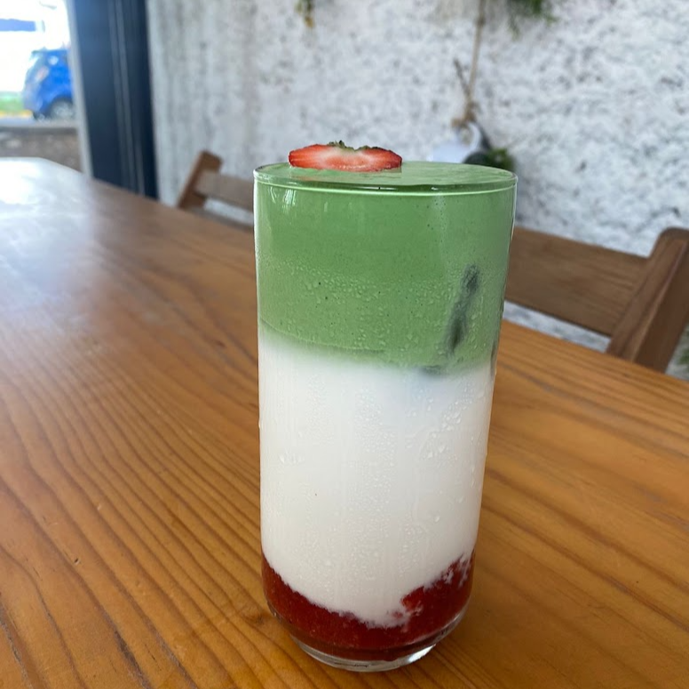Strawberry o Mango Matcha