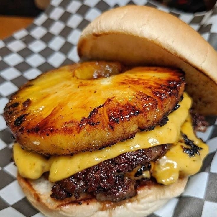 Hamburguesa Hawaiana