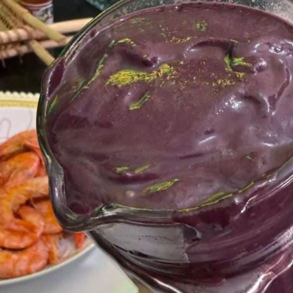 1 Litro de delicioso e refrescante açaí batido Original do pará, pronto para o consumo