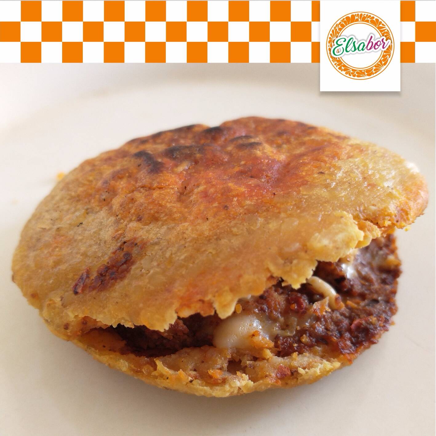 Gordita de CACAHUATE CON GUISADO