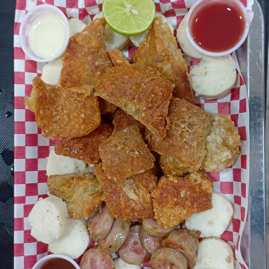 Picada Chicharrón Frito