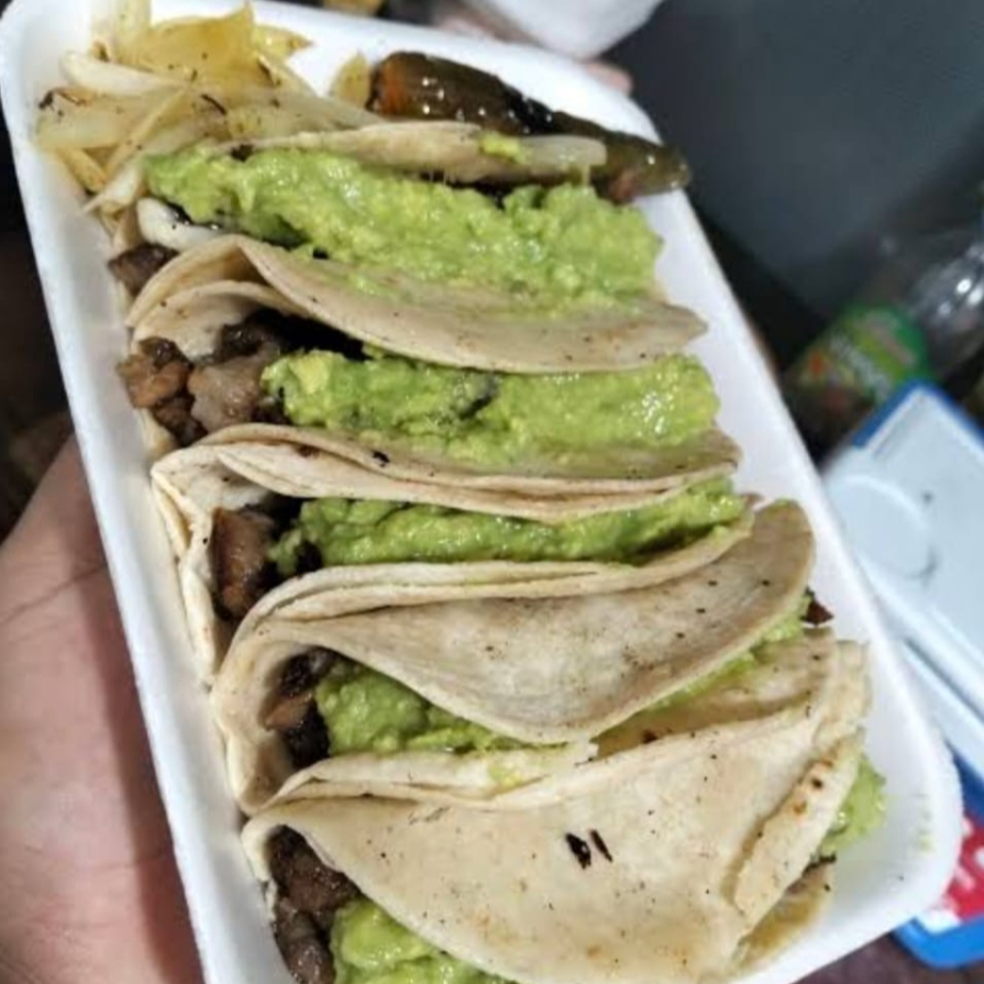 Tacos de Carne Asada
