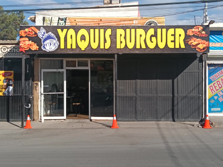 Yaquis Burguer