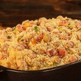 Bacon, calabresa, cebola e ovo)