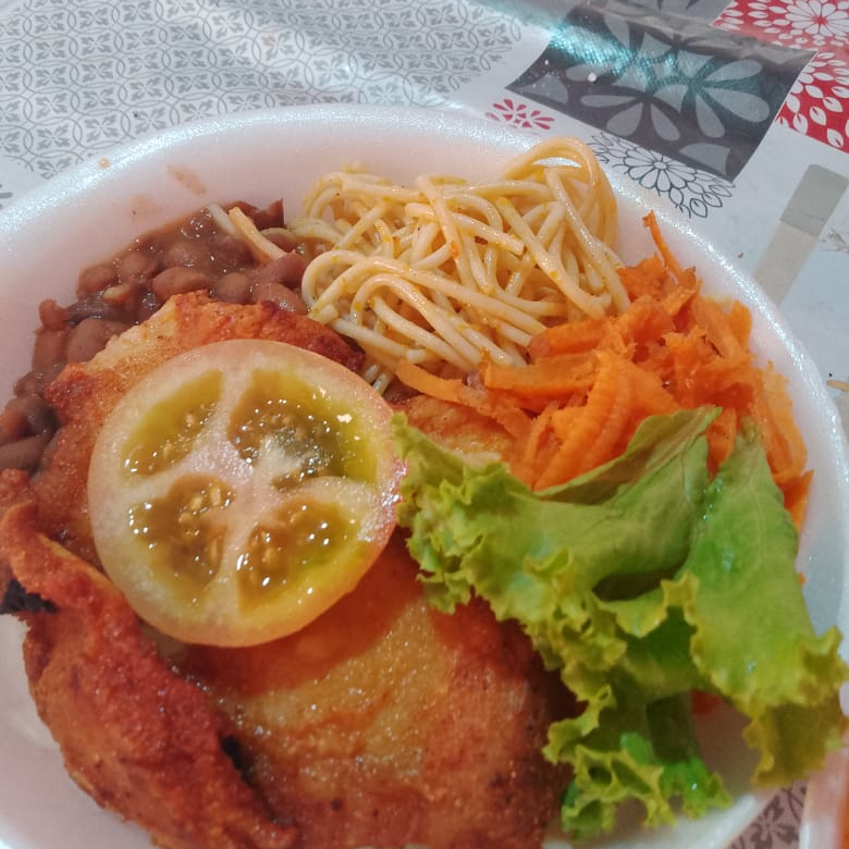 FEIJÃO ,MACARRÃO, SALADA, FAROFA+PROTEINA
