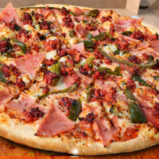 Pizza Mega 46 cm 16 rebanadas