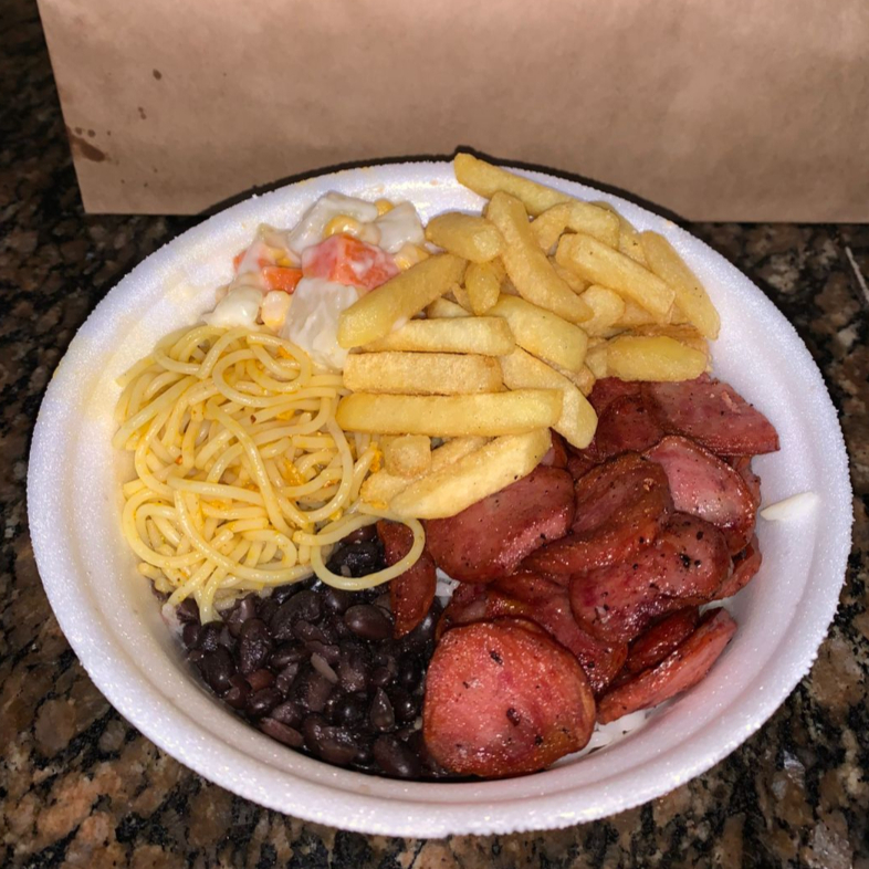 Feijão,arroz, macarrão, farofa + 1 guaraná 200ml