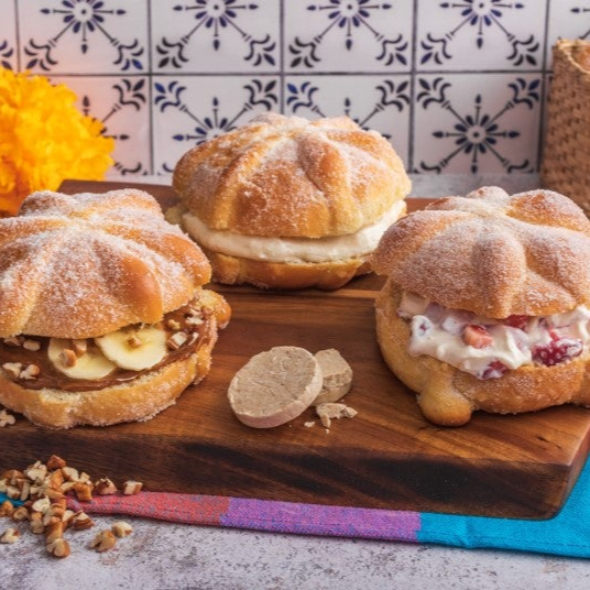 Pan de muerto relleno especial