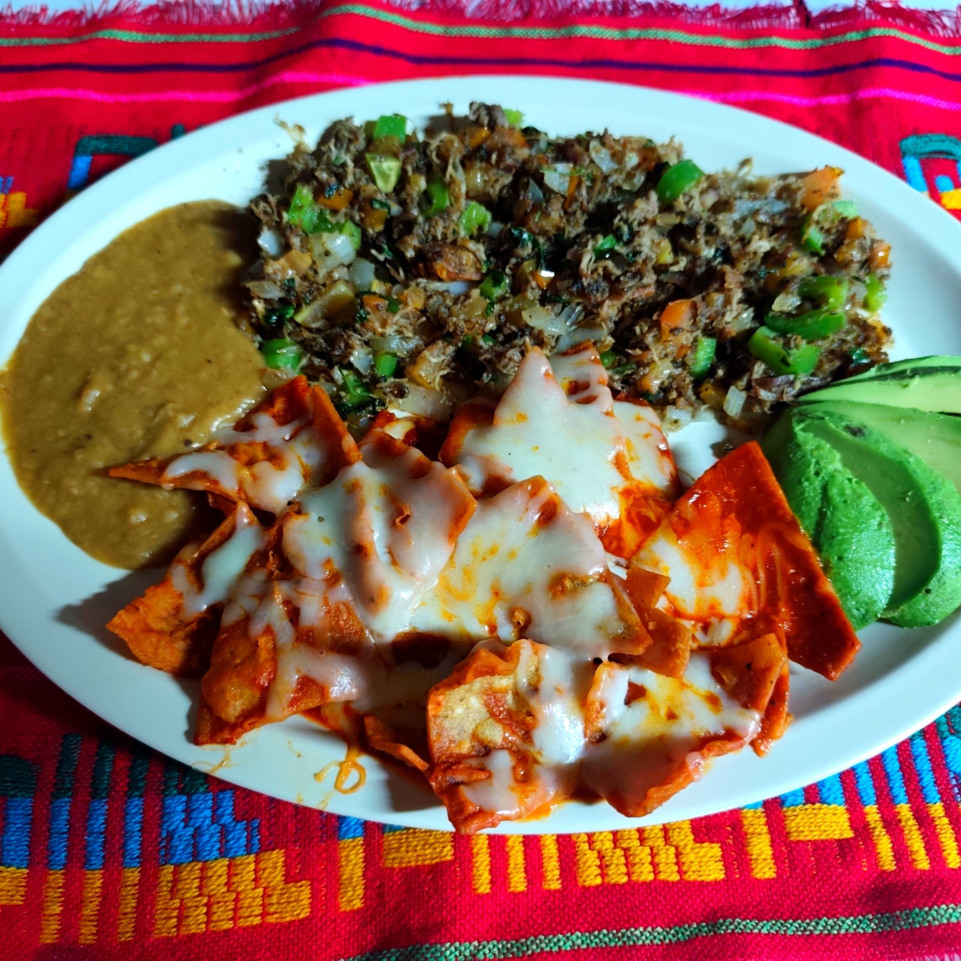 CHILAQUILES ROJOS RES