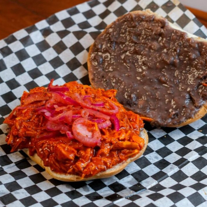 TORTA DE COCHINITA PIBIL