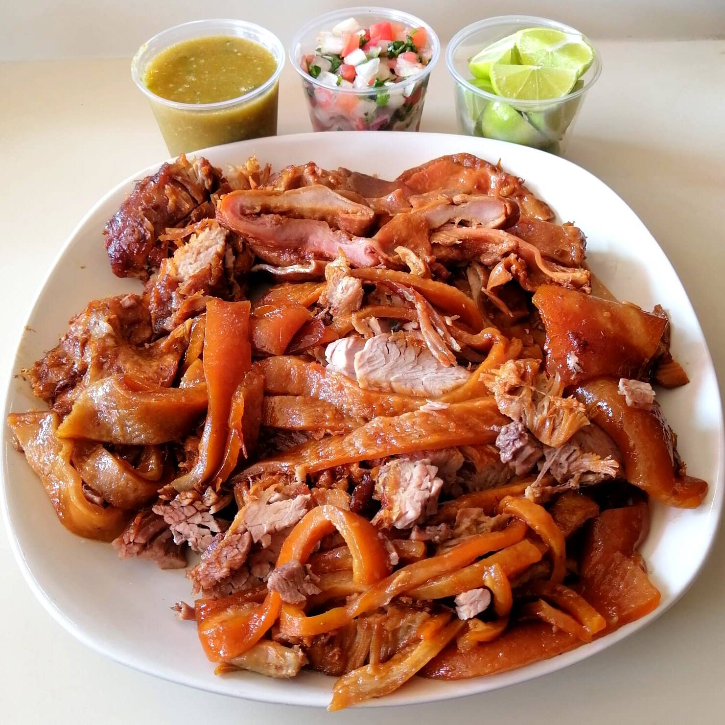 1Kg. de Carnitas Surtido