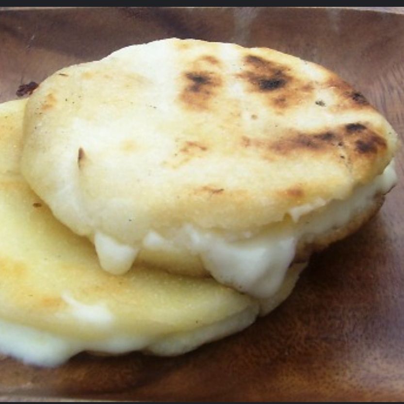 Arepa con Queso