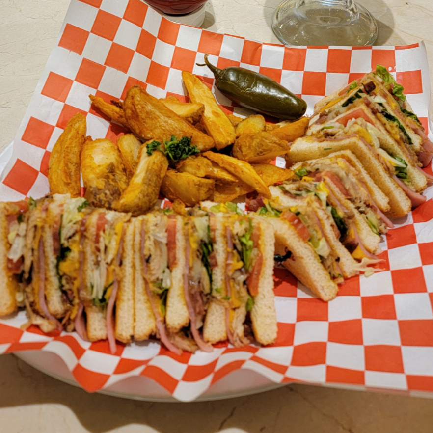 CLUB SANDWICH