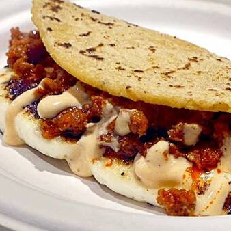 Quesadilla de Asada y Chorizo