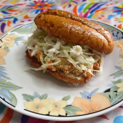 Pambazos de Tinga de Pollo