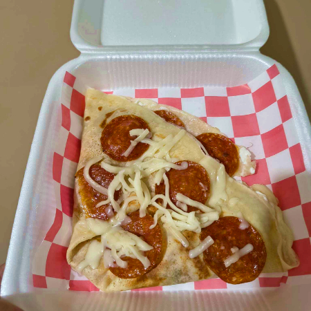 Crepa Philadhelphia Con Pepperoni
