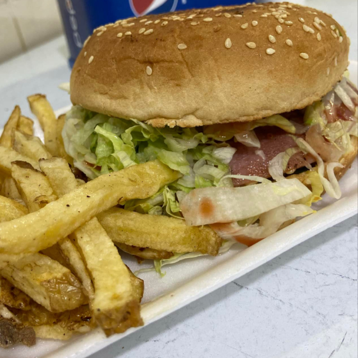 Hamburguesa con Carne Asada