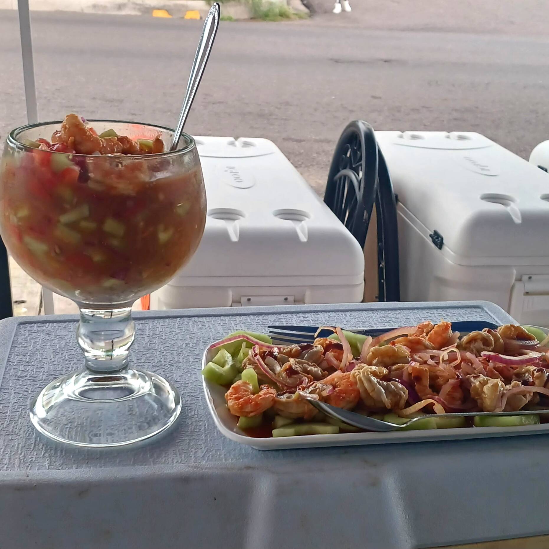 Aguachile + Coctel de Camaron