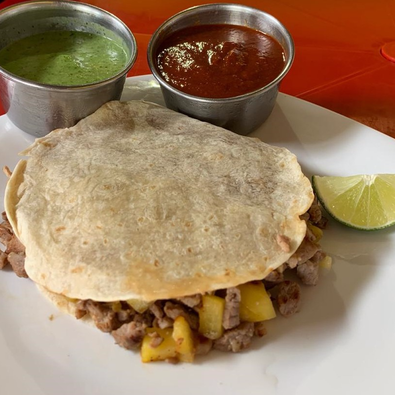 Gringa de Bistec