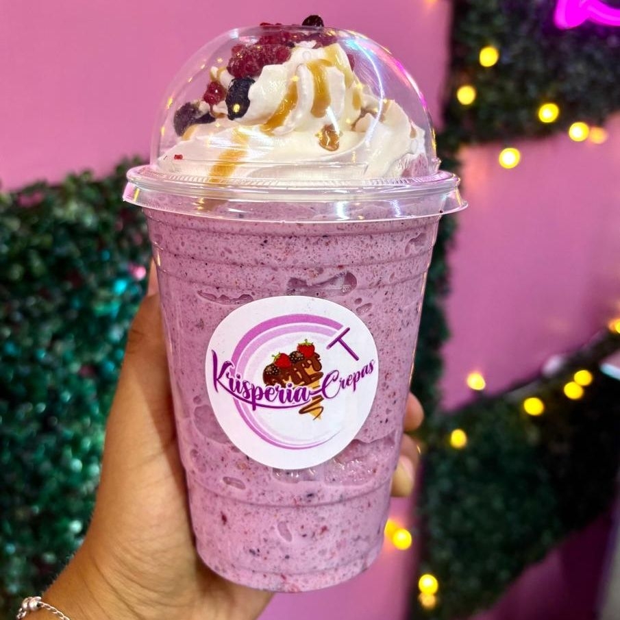 Frappé Chocolate Blanco y Frutos Rojos