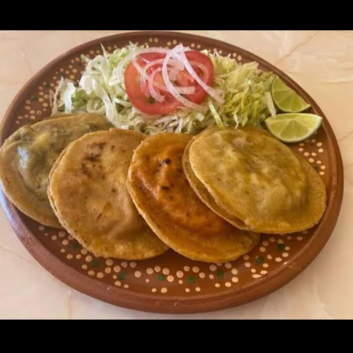 Goritas Doradas Orden con 4 Piezas Surtida