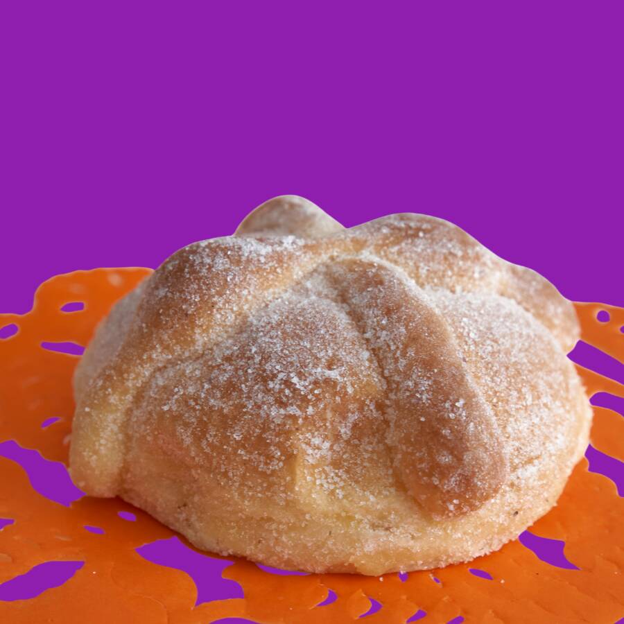 PAN DE MUERTO...