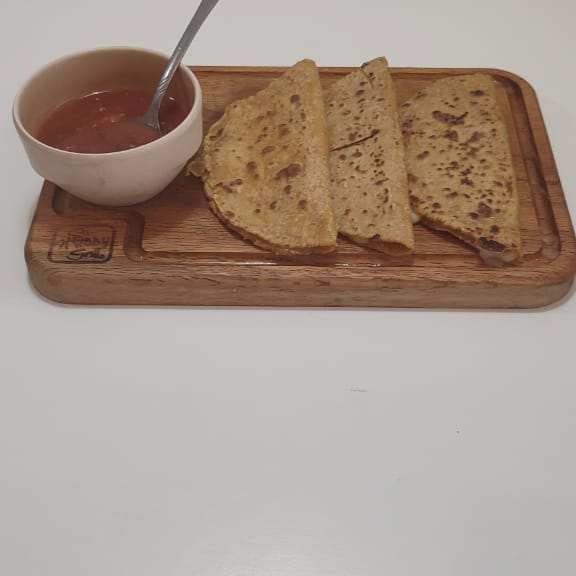 Quesadillas con Carne (orden de 3)