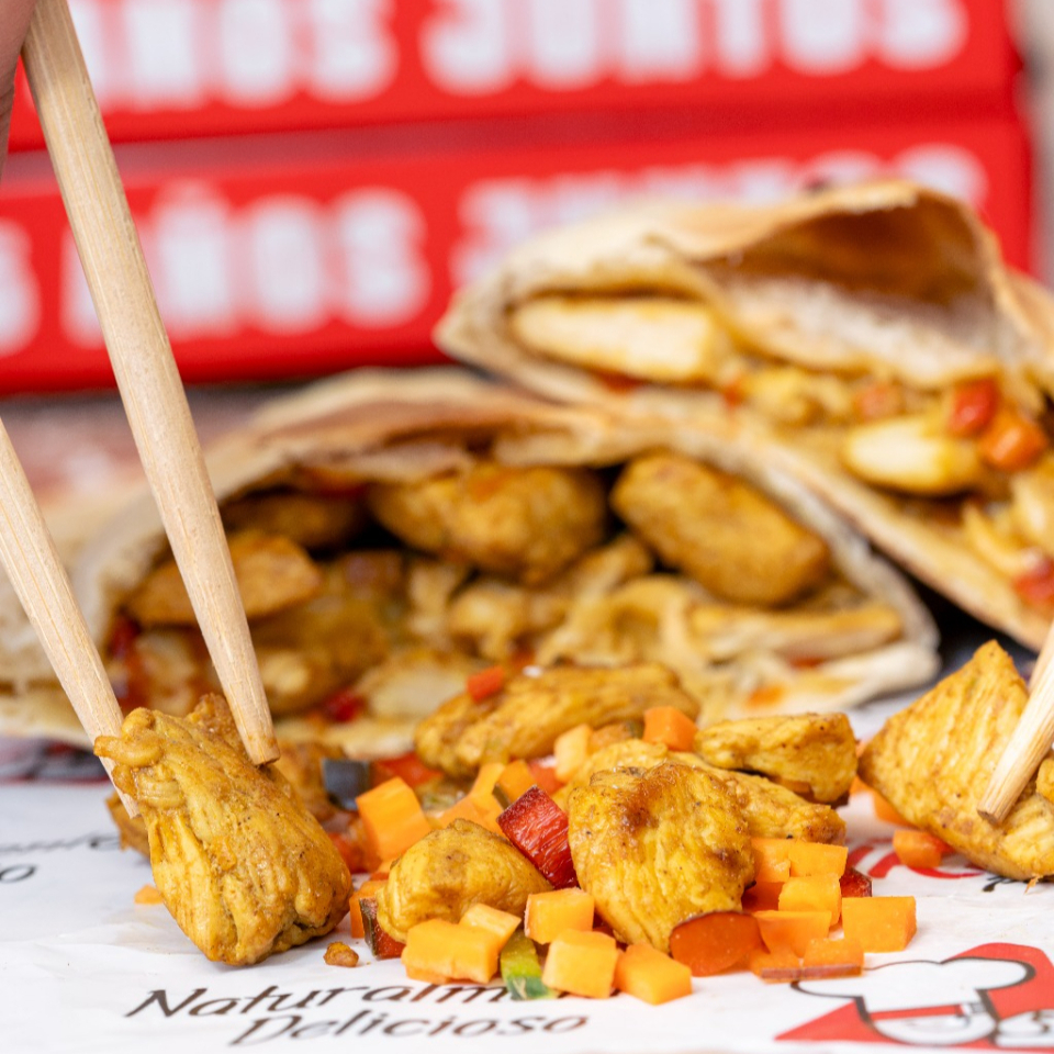 PANZAROTTI AL CURRY + Gaseosa Pet 400 Ml