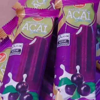 O poder do açaí por fora, a surpresa cremosa por dentro! Uma mordida e você não vai querer parar.