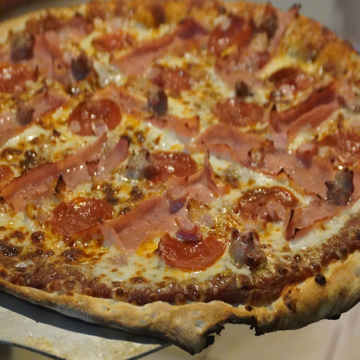 Pizza Especial Carnívora Mediana