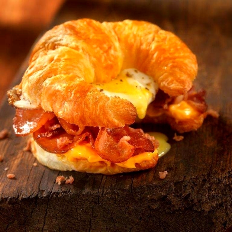 Croissant Tocino