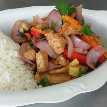 Saltado De Pollo Personal