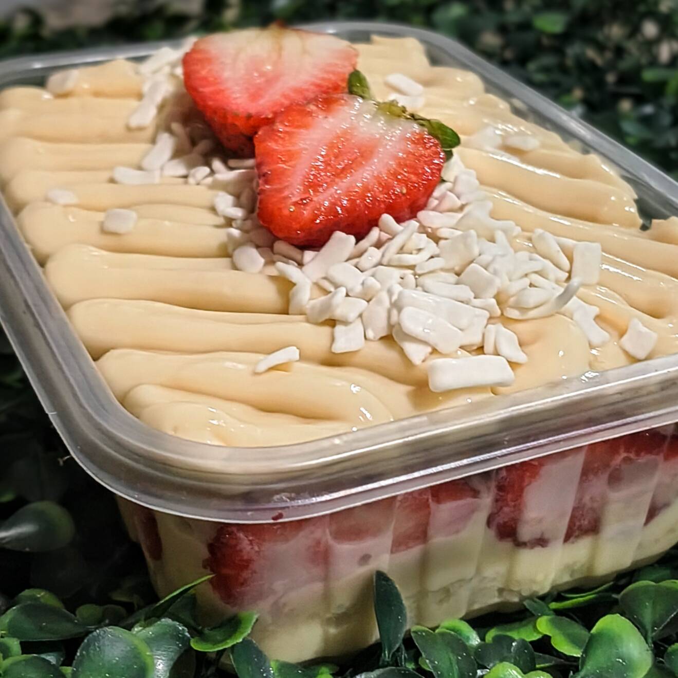 500ml salada de frutas selecionadas e frescas com ninho.