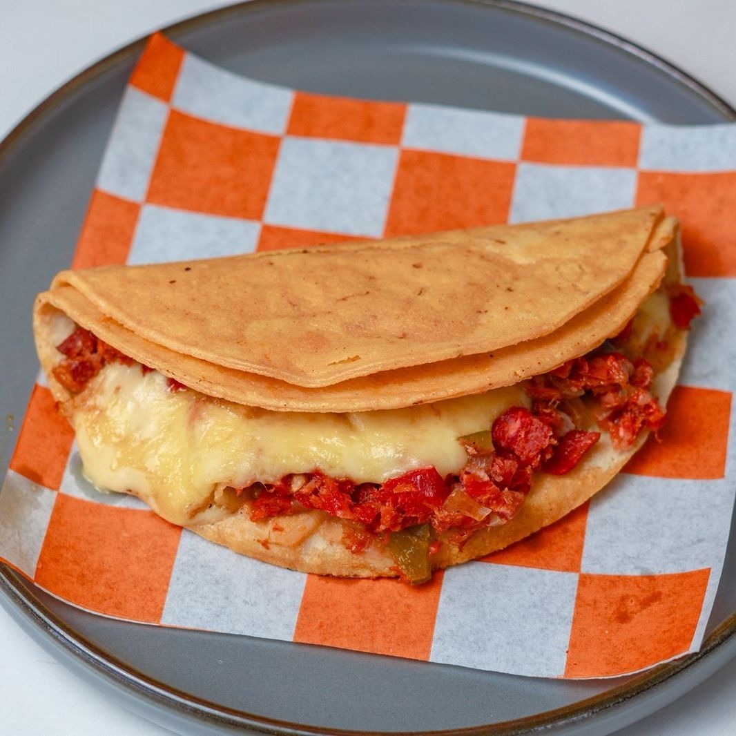 Quesadilla Mixta Marlin con Camarón