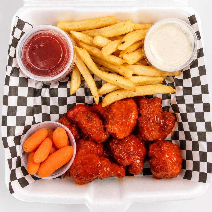 Boneless Mango Habanero + Papas