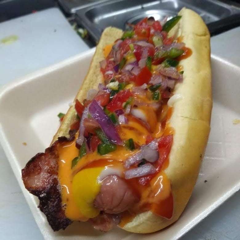 Hot Dog Especial.