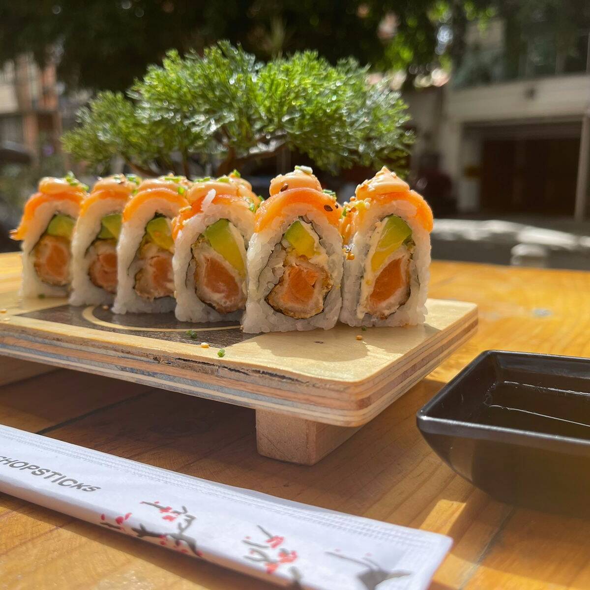 Salmón Roll