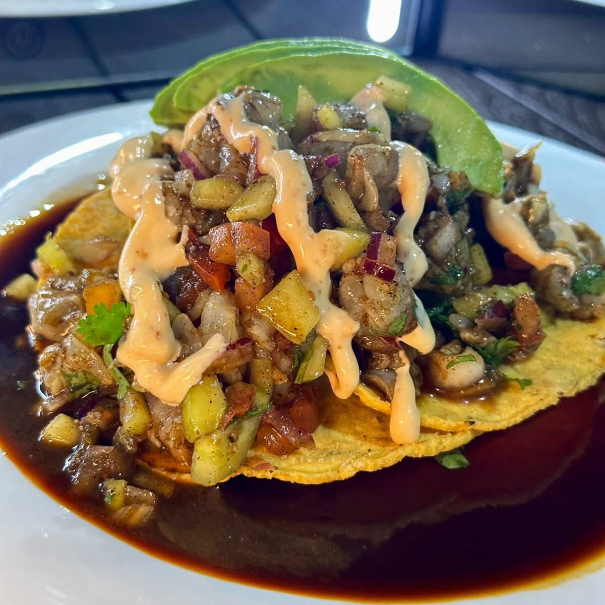 Tostada Ceviche Negro