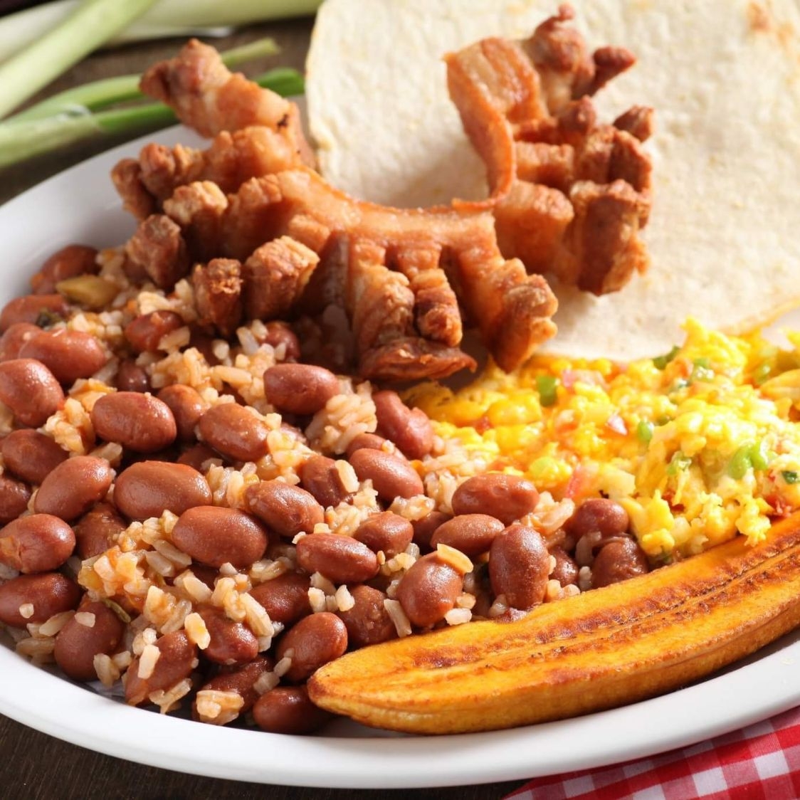 2 desayunos completos