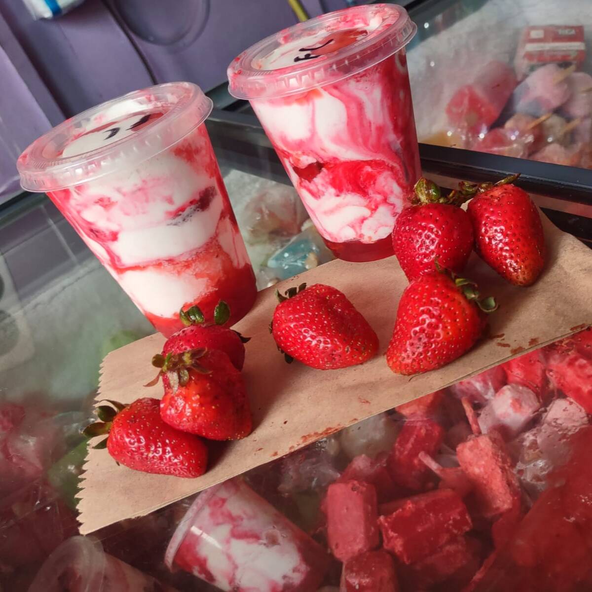 Vaso de Fresas con Crema
