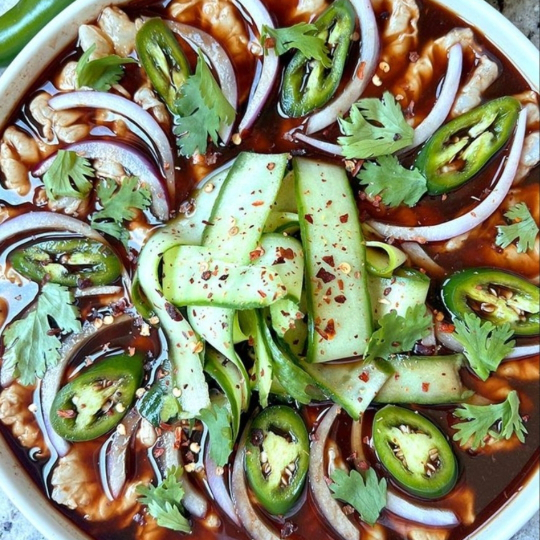 Tostada de aguachile negro