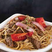 TALLARIN SALTADO CON CARNE