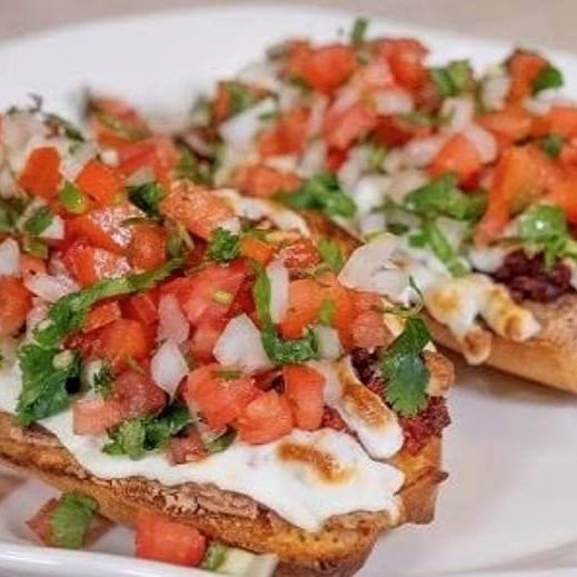 Molletes Salados (2 Pcs)