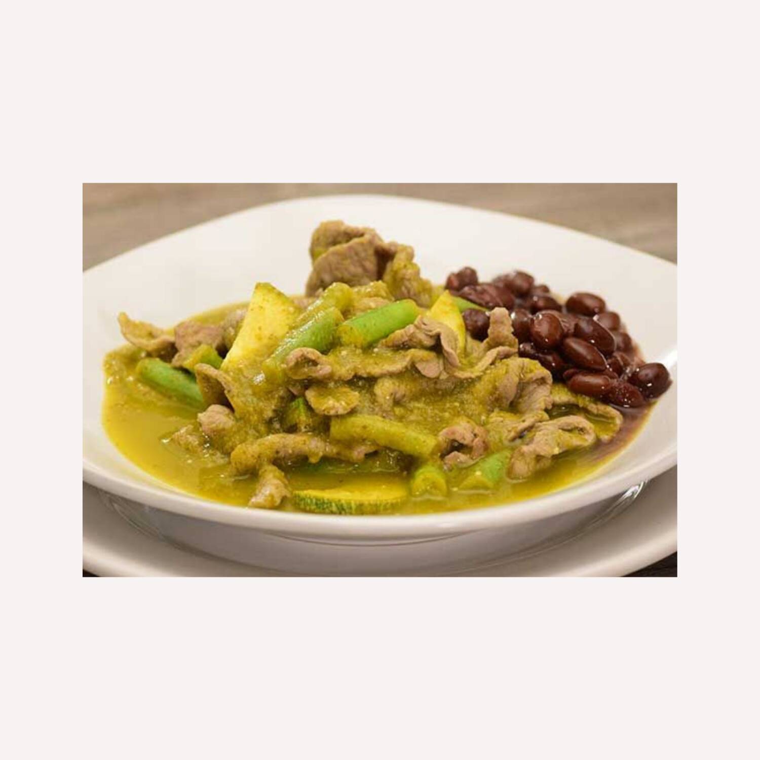 Comida Bistec de Puerco en Salsa Verde