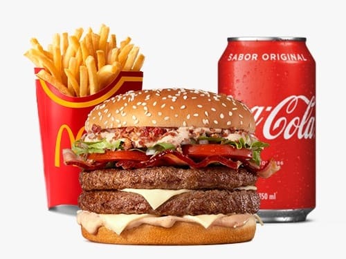 Composto por dois hambúrgueres de carne 100% bovina, o icônico molho tasty, uma combinação especial de bacon crispy e fatias de Bacon, queijo processado sabor emental, tomate, alface, cebola, tudo isso no pão com gergelim, acompanhamento e bebida